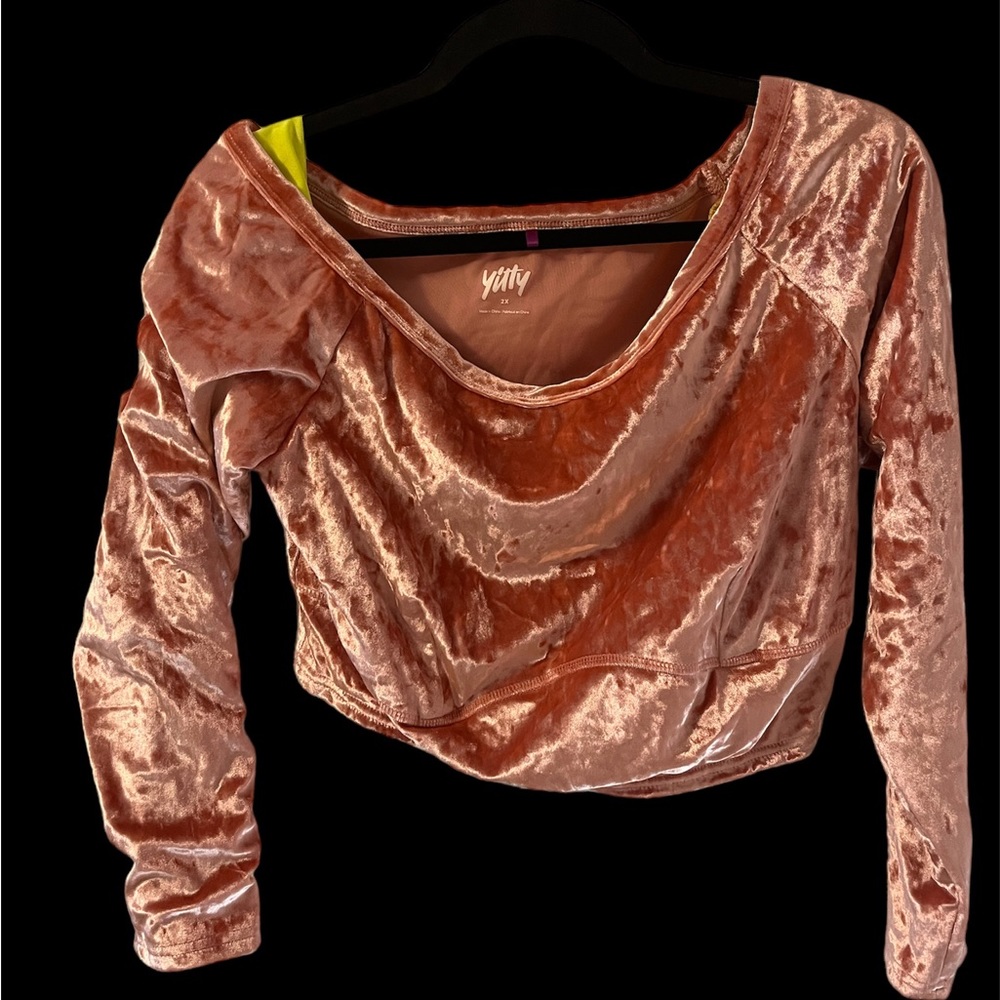 Pink crop top